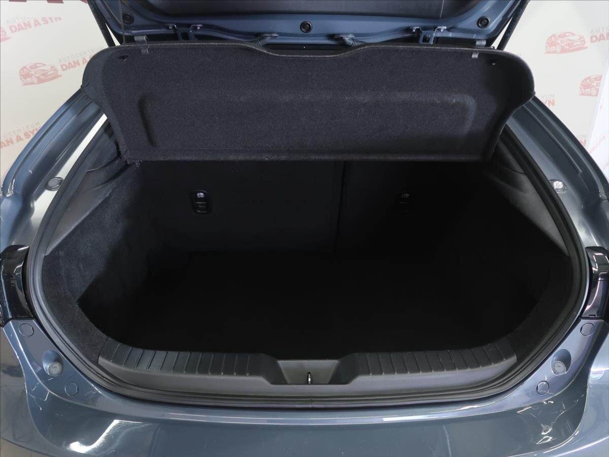 Mazda 3 Hatchback 2,0 l 110 kw