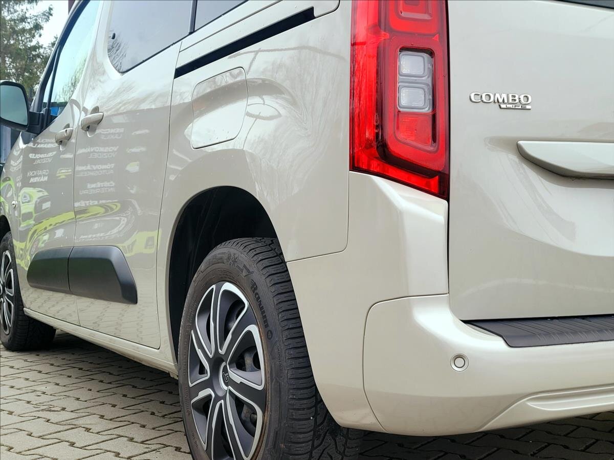 Opel Combo MPV 1,2 l 81 kw