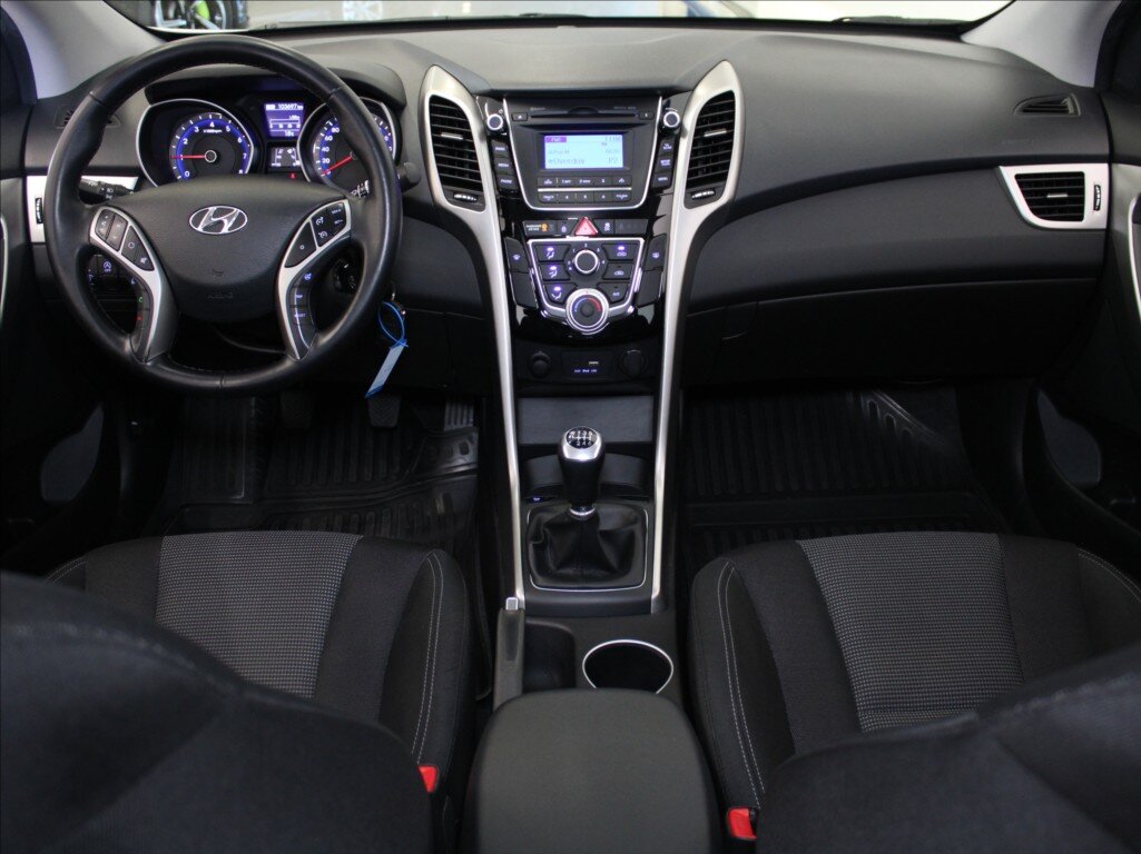 Hyundai i30 Kombi 1,6 l 99 kw