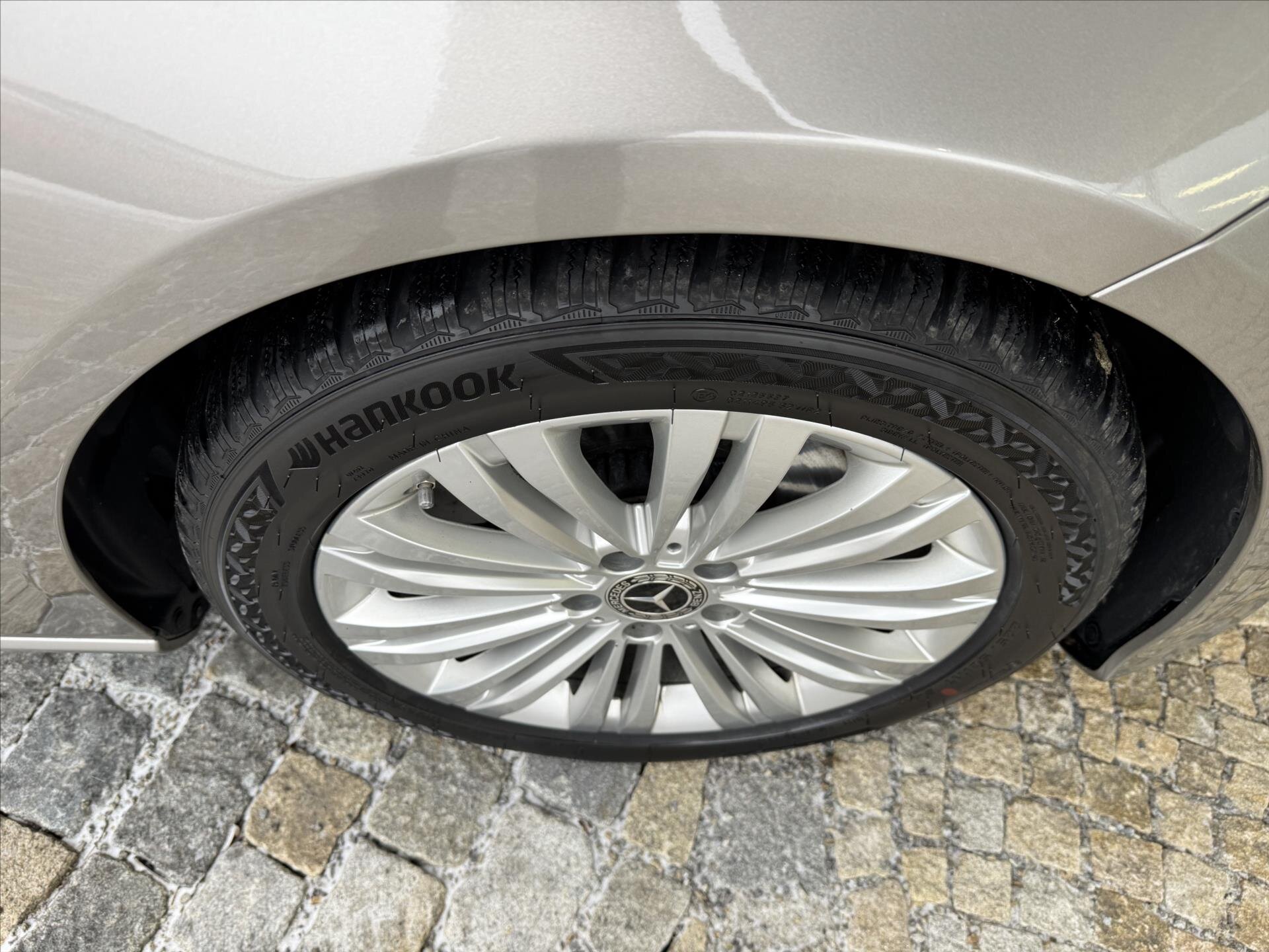 Mercedes-Benz Třídy C Sedan / Limuzína 2,0 l 147 kw