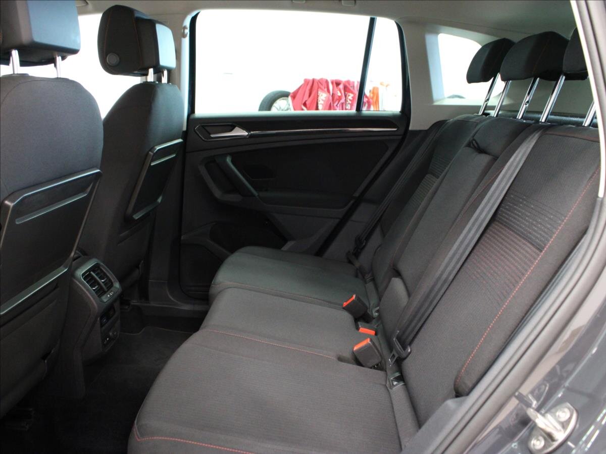 Volkswagen Tiguan SUV 2,0 l 137 kw