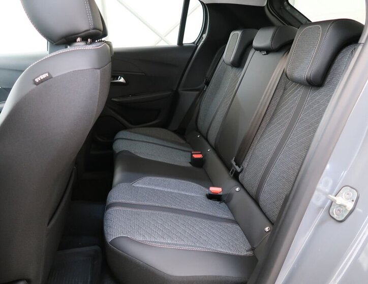 Peugeot 208 Hatchback 1,2 l 74 kw