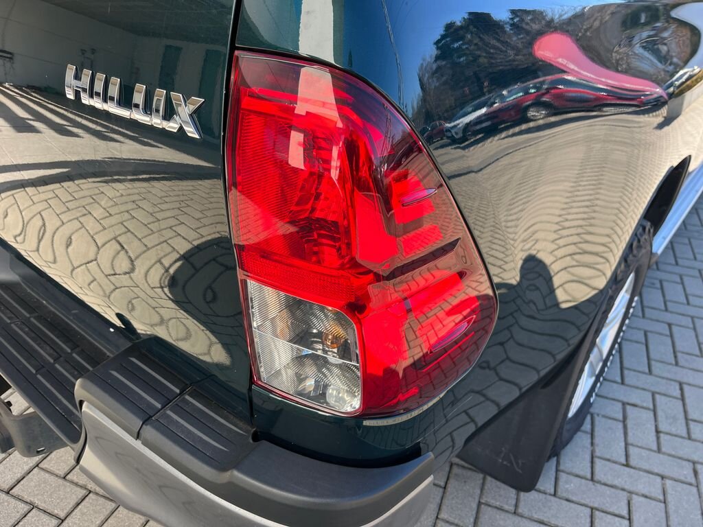 Toyota Hilux Pick-up 2,4 l 110 kw