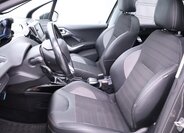 Peugeot 2008 SUV 1,2 l 81 kw