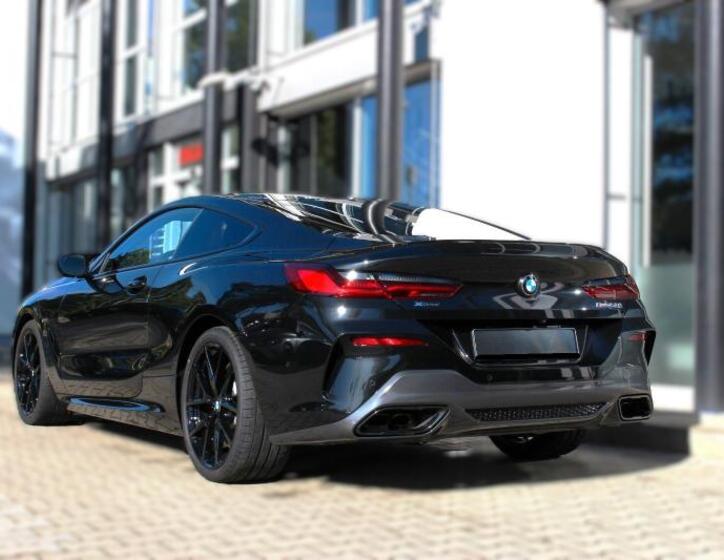 BMW Řada 8 7