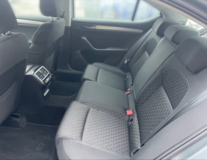 Škoda Superb Liftback 2,0 l 110 kw