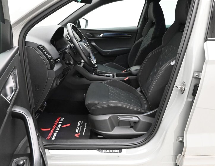 Škoda Karoq SUV / Terénní 1,5 l 110 kw