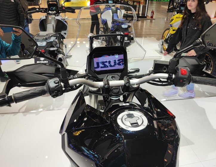 Suzuki Ostatní Ostatní 776,0 62 kw