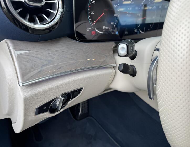 Mercedes-Benz Třídy E 7