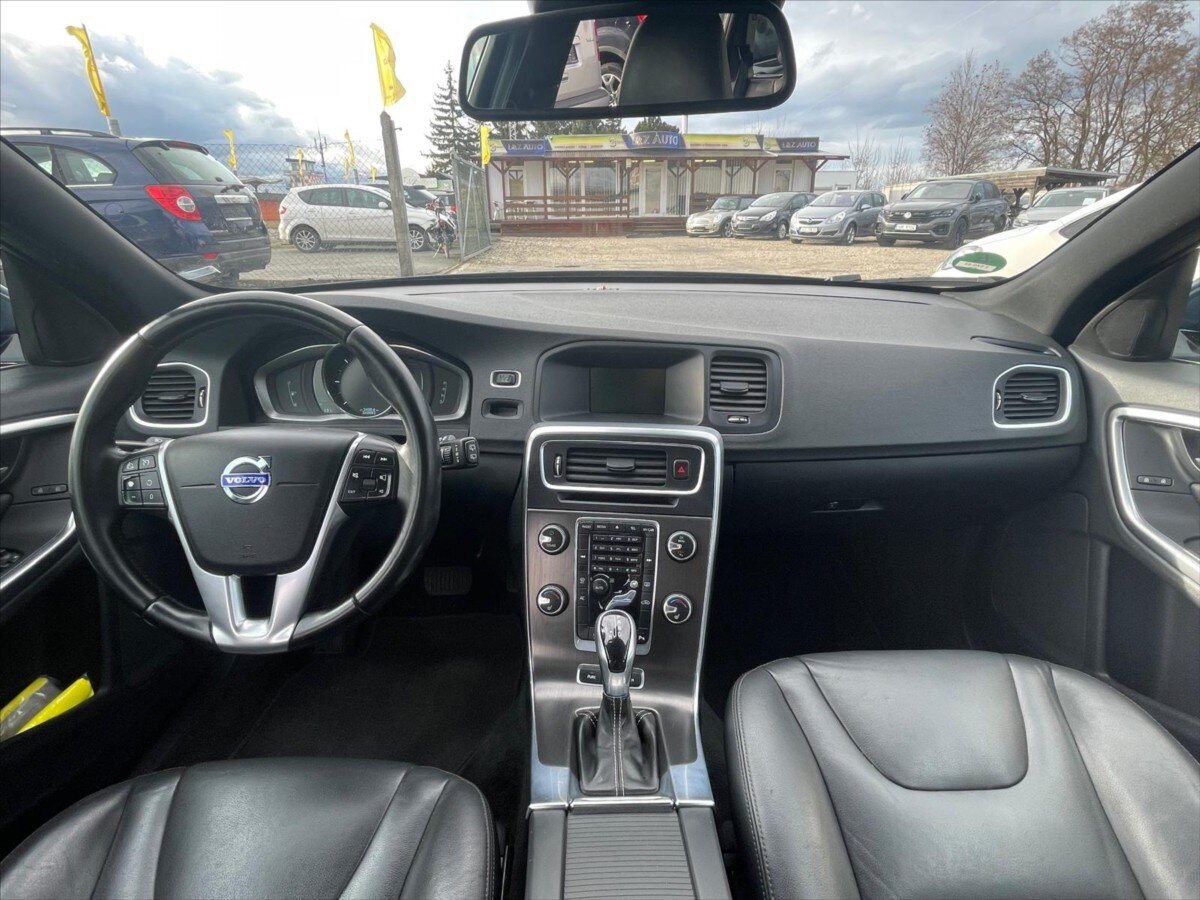 Volvo V60 Kombi 2,4 l 158 kw