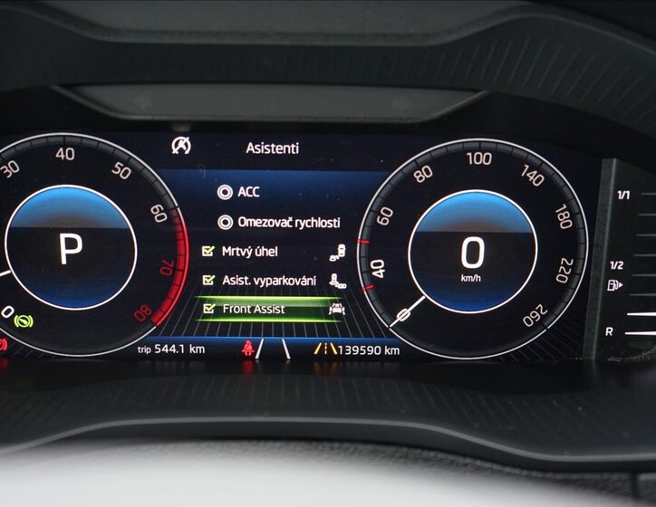 Škoda Karoq SUV 1,5 l 110 kw