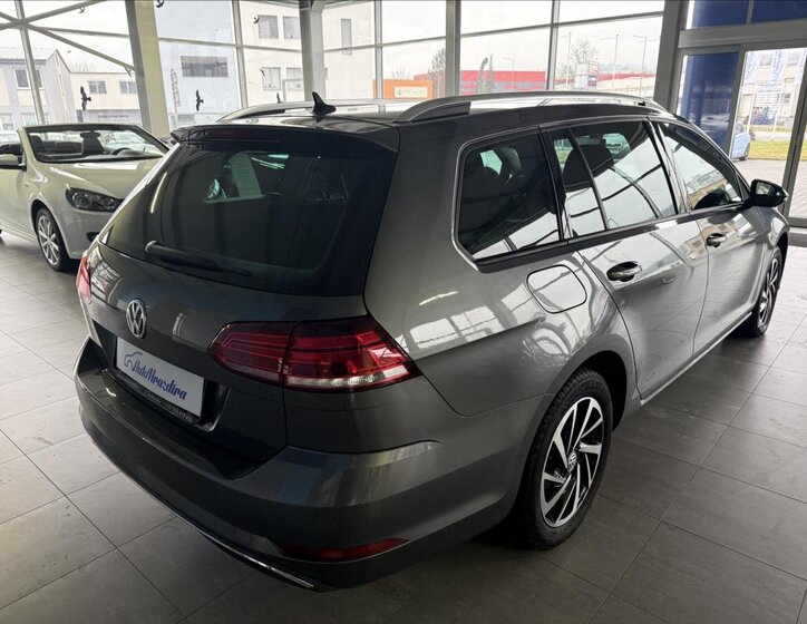 Volkswagen Golf 6