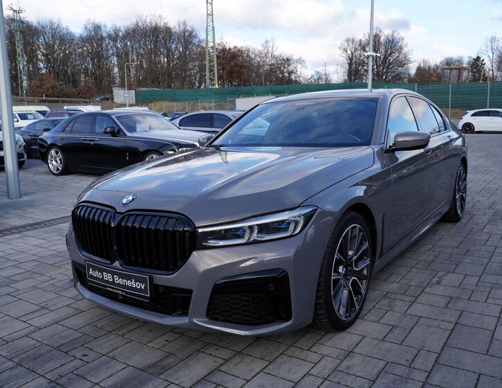 BMW Řada 7 2