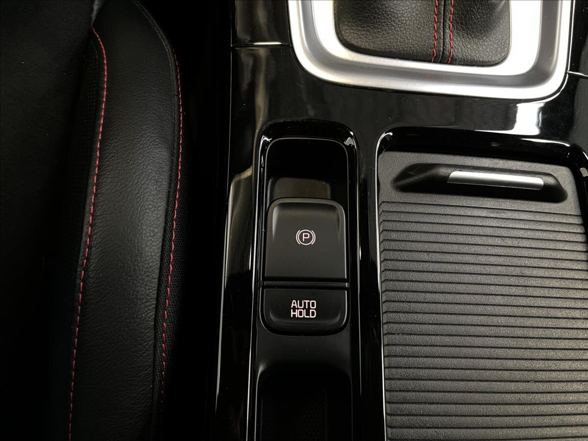 KIA ProCeed Kombi 1,6 l 150 kw