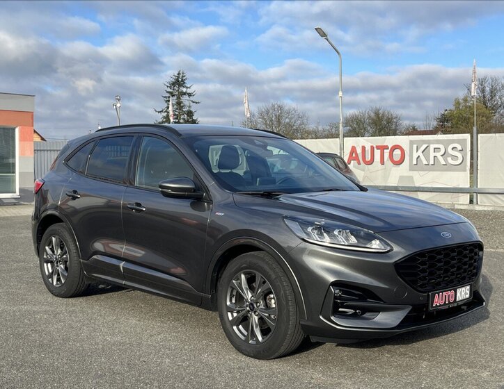 Ford Kuga Kombi 1,5 l 111 kw