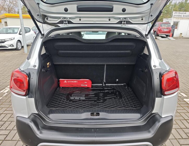 Citroën C3 Aircross SUV / Terénní 1,2 l 81 kw