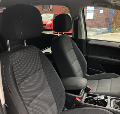 Volkswagen Touran 41