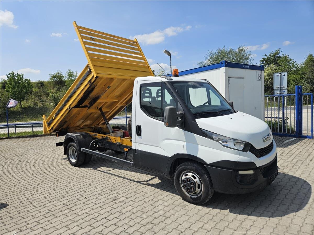Iveco Daily Sklápěč 2,3 l 93 kw