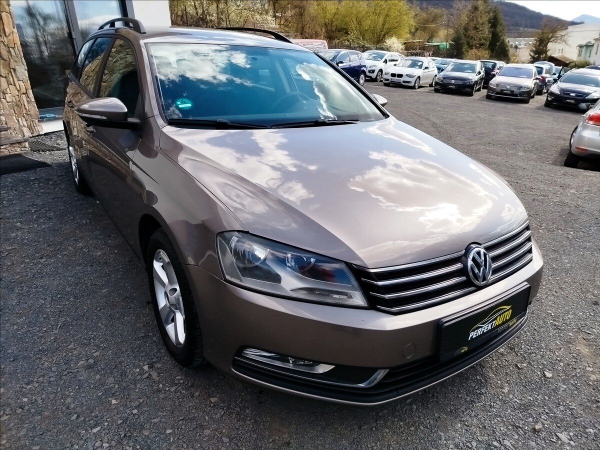 Volkswagen Passat Kombi 2,0 l 103 kw
