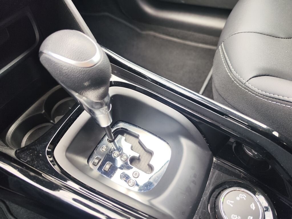 Peugeot 2008 SUV / Terénní 1,2 l 81 kw