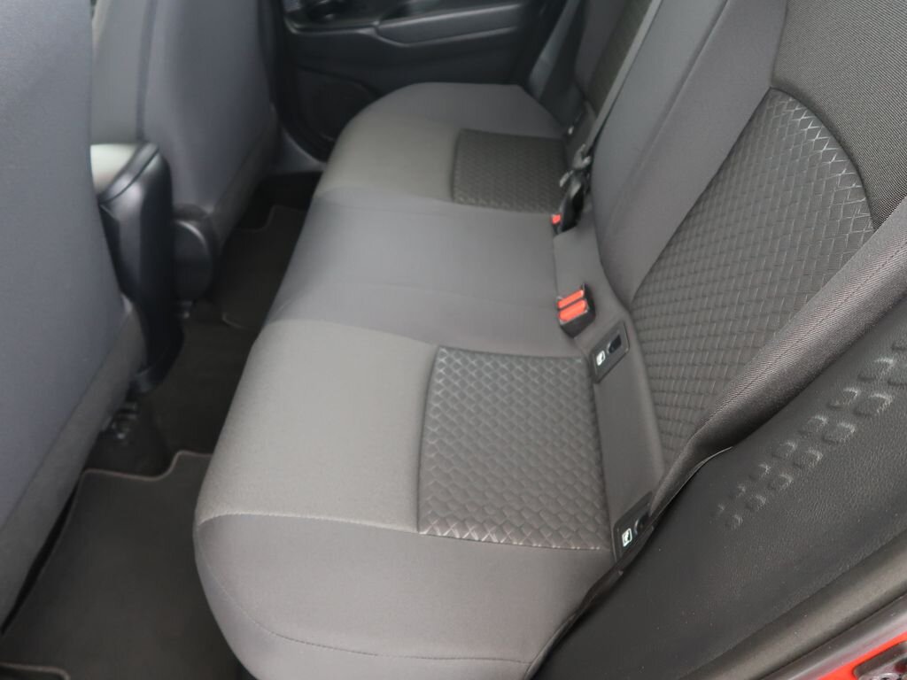 Toyota C-HR SUV / Terénní 1,8 l 72 kw