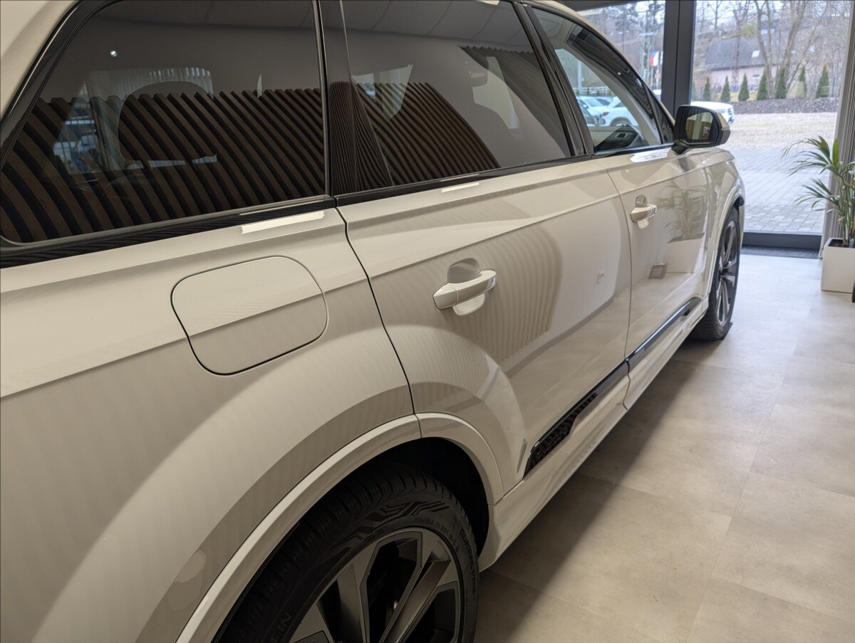 Audi Q7 Kombi 3,0 l 210 kw