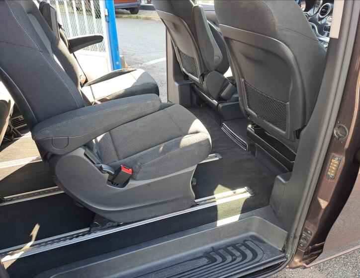 Mercedes-Benz Třídy V 16