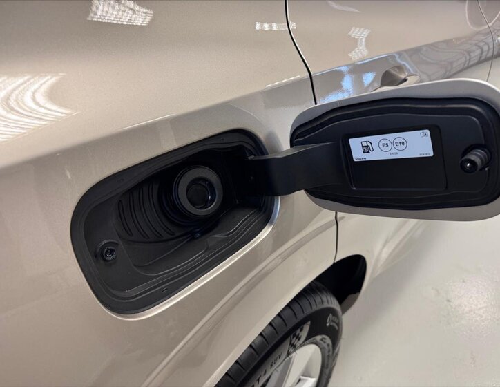 Volvo XC60 SUV 2,0 l 145 kw