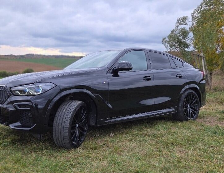 BMW X6 Sedan 0,0 210 kw