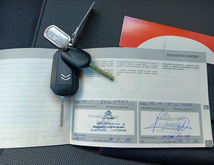 Citroën C3 Aircross SUV / Terénní 1,2 l 61 kw