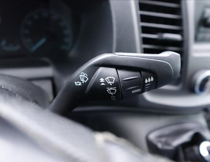 Ford Transit Valník 2,0 l 96 kw