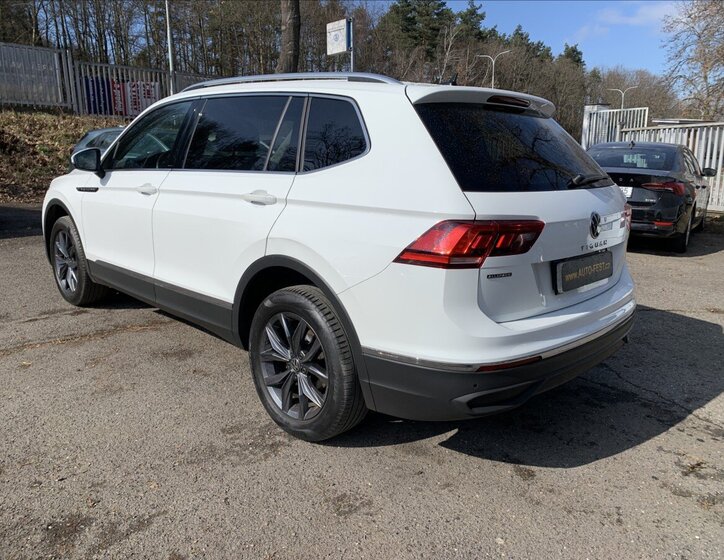 Volkswagen Tiguan Allspace SUV / Terénní 2,0 l 110 kw