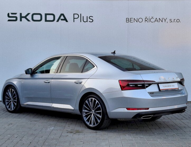Škoda Superb Sedan 2,0 l 206 kw