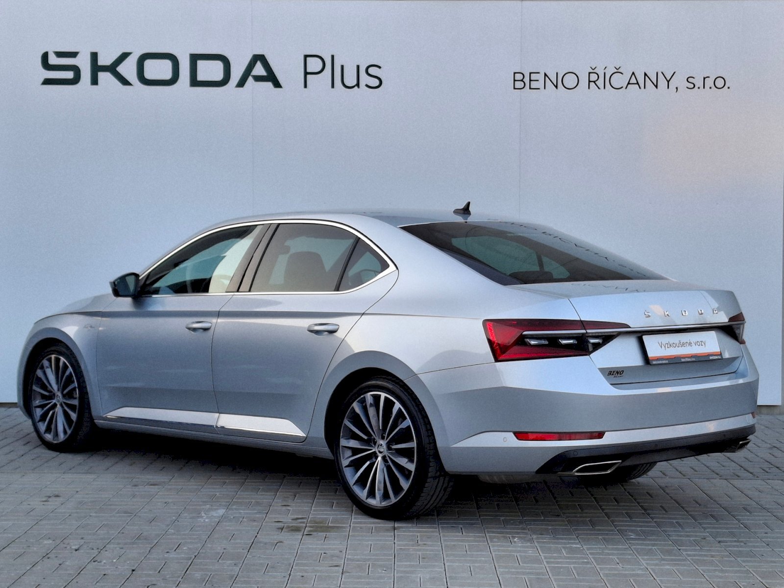Škoda Superb Sedan 2,0 l 206 kw