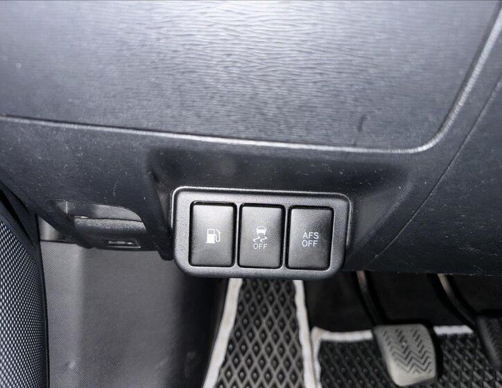 Toyota Avensis Kombi 2,0 l 91 kw