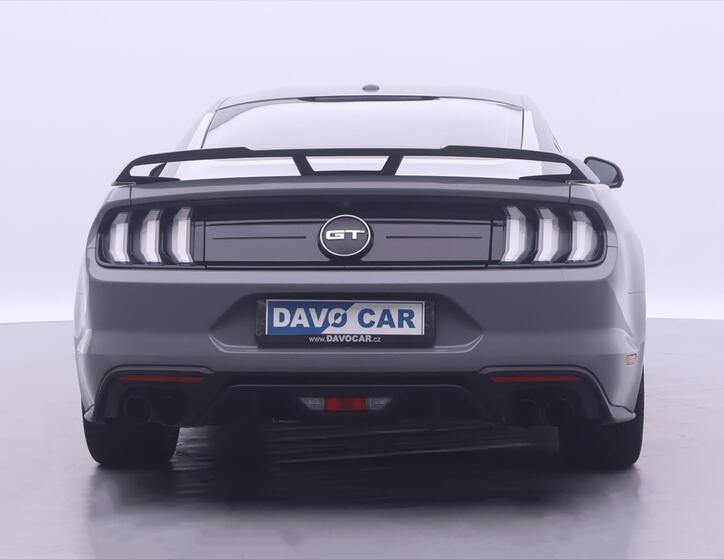 Ford Mustang 6