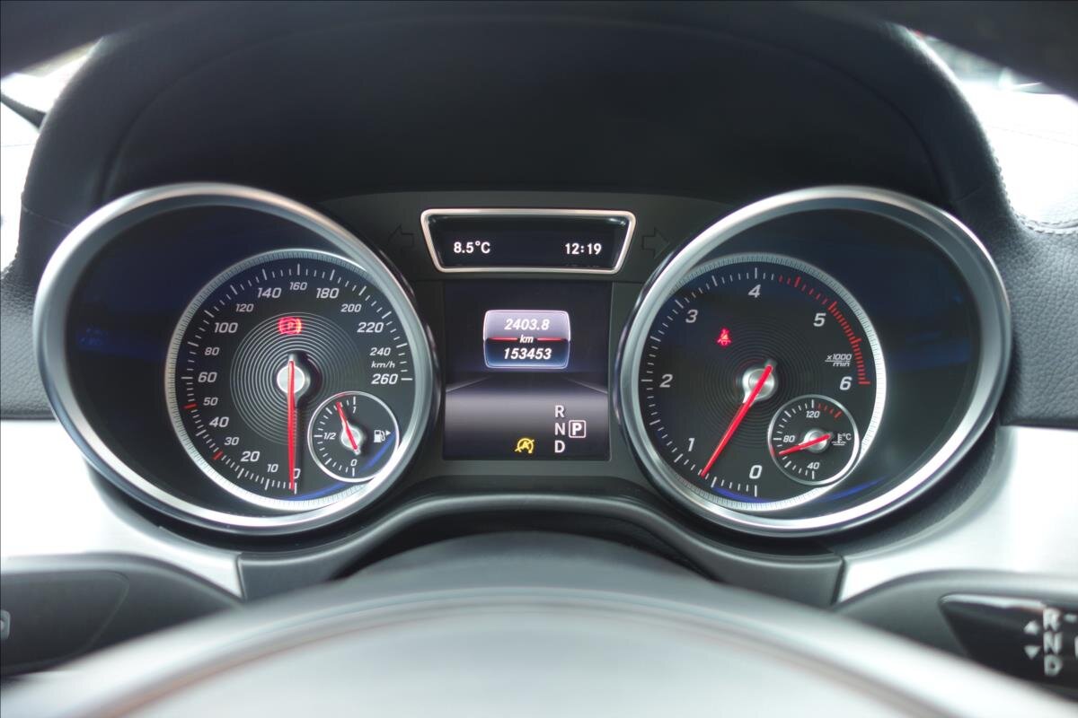 Mercedes-Benz GLE SUV / Terénní 3,0 l 190 kw