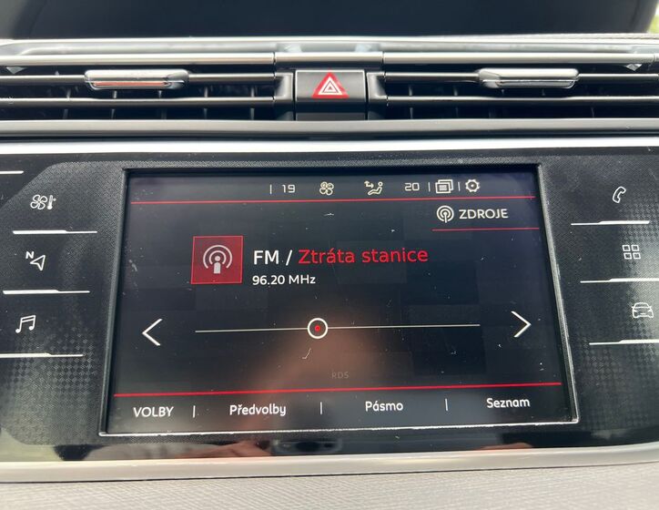 Citroën Grand C4 Picasso 23