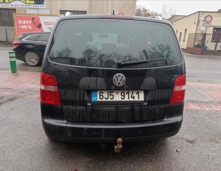 Volkswagen Touran 10