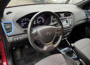 Hyundai i20 15