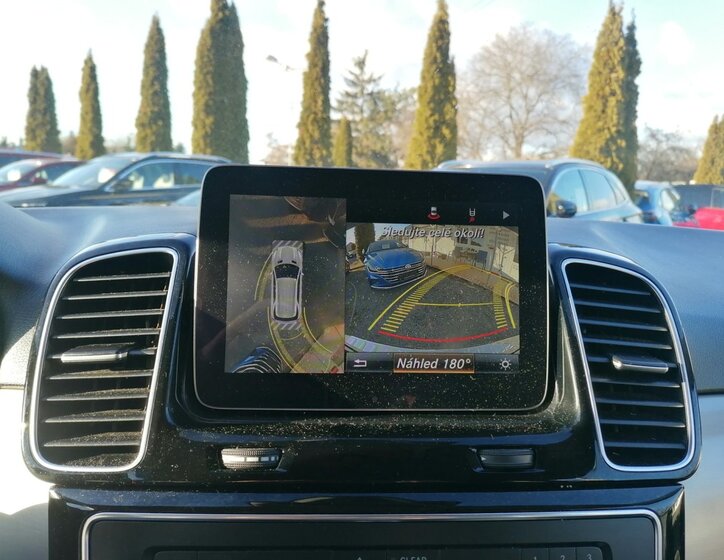 Mercedes-Benz GLE 12