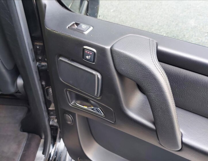 Mercedes-Benz Třídy G SUV / Terénní 3,0 l 155 kw