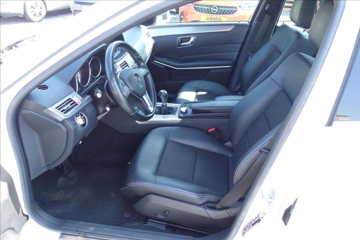 Mercedes-Benz Třídy E Sedan 2,1 l 125 kw