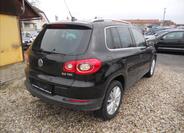 Volkswagen Tiguan 6