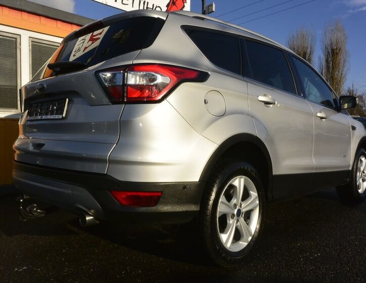 Ford Kuga SUV 2,0 l 110 kw