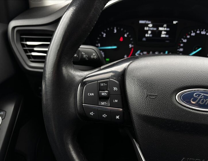 Ford Focus Kombi 1,5 l 88 kw