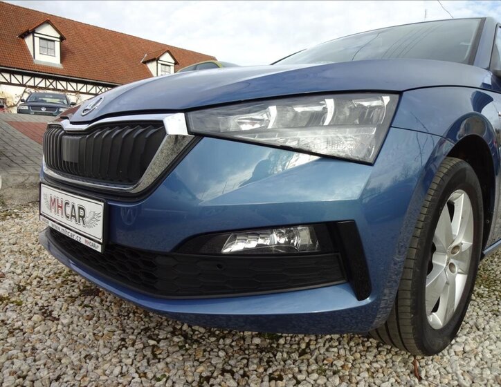 Škoda Scala 12