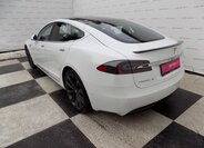 Tesla Model S Sedan / Limuzína 1,0 576 kw