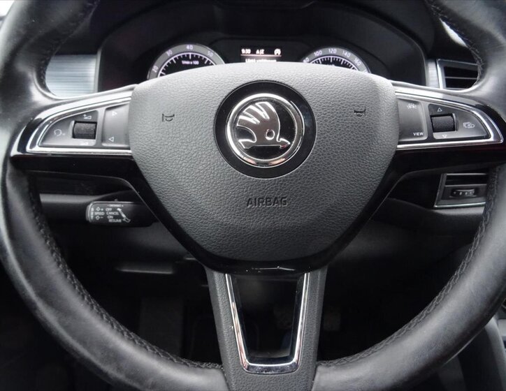 Škoda Kodiaq SUV / Terénní 1,5 l 110 kw