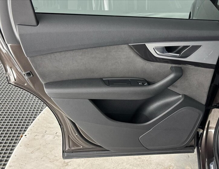 Audi Q7 SUV / Terénní 3,0 l 200 kw